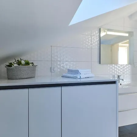 Brunohome - Design By The Sea