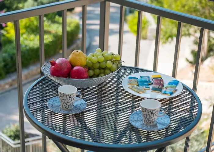 Brunohome - Design By The Sea *